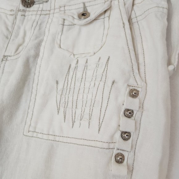 Monoreno Linen Distressed Button Accent Shorts Tie-Hem White Zip Pocket - Picture 5 of 11